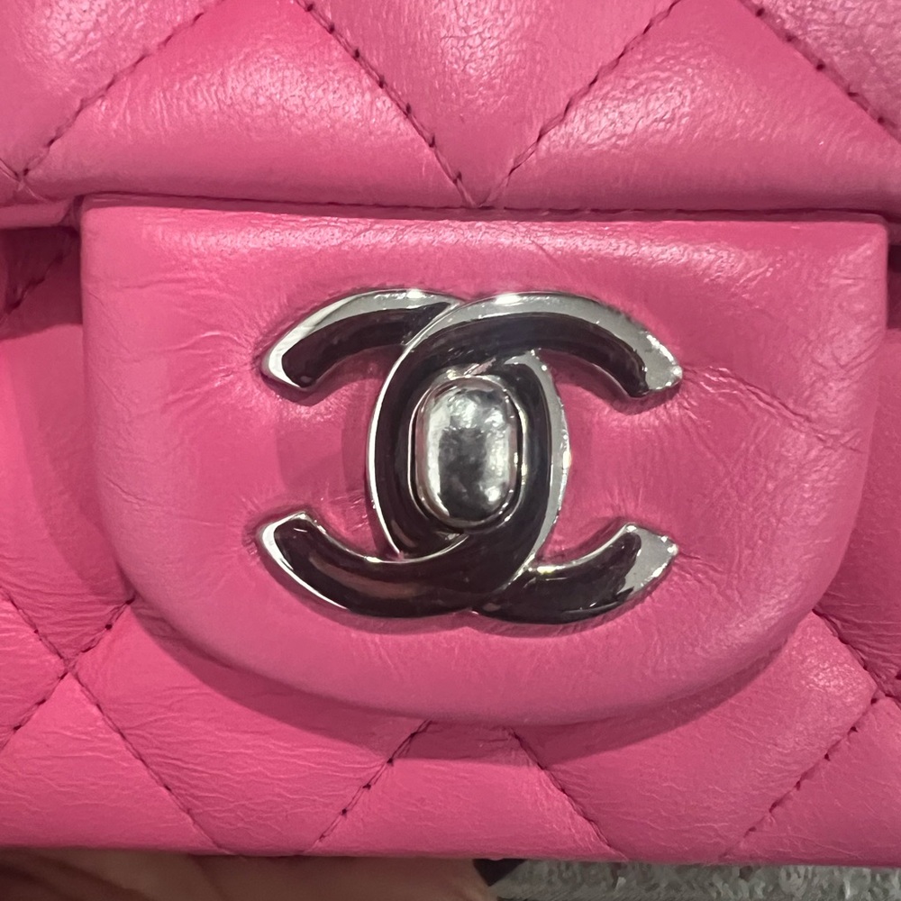 CHANEL Fuchsia Classic Mini Lambskin - Picture 13 of 16